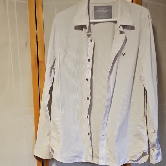 American Eagle Outfitters White Button Down Shirt - Picture 1 of 7